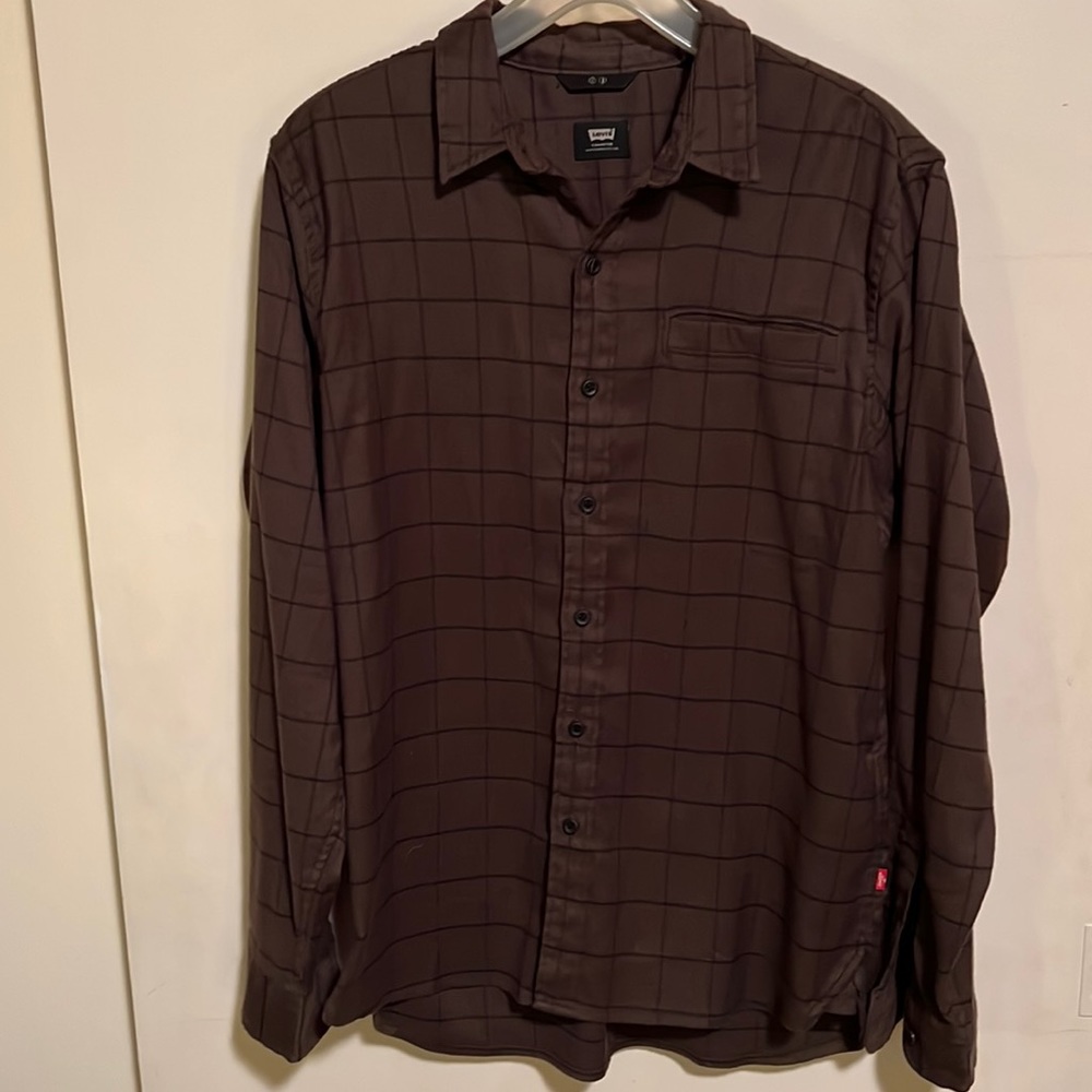 Levi’s button down shirt